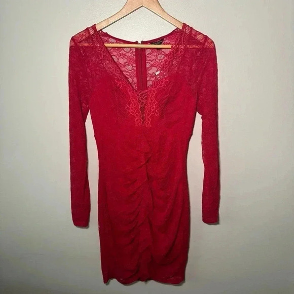 NWT GUESS TAILA NETTED LACE MINI  DRESS S - Picture 4 of 8